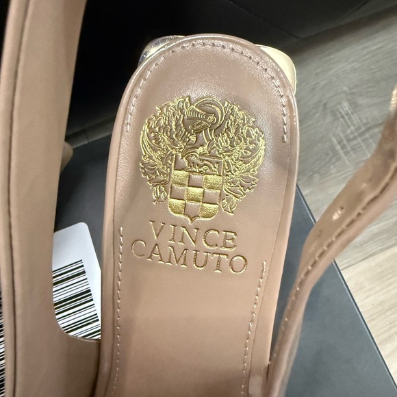 Vince Camuto Nude Block Heel Slingbacks - Picture 4 of 9